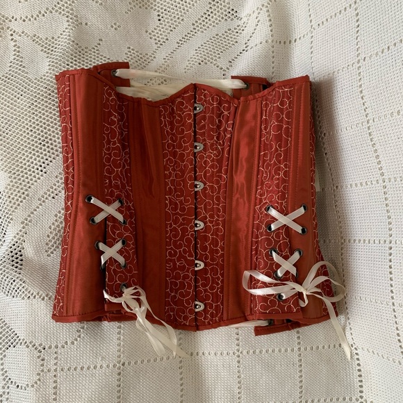 TT Corset (Pumpkin) size 22” (small) - Picture 3 of 16